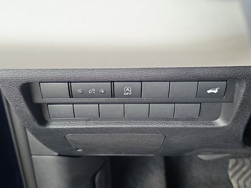 New 2026 Mitsubishi Outlander SE FWD image 28