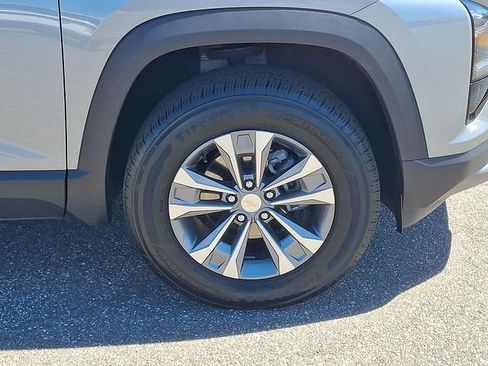 Used 2026 Chevrolet Equinox LT FWD image 26