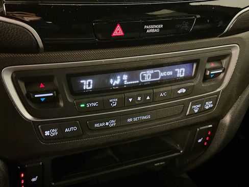 Used 2024 Honda Passport TrailSport image 24