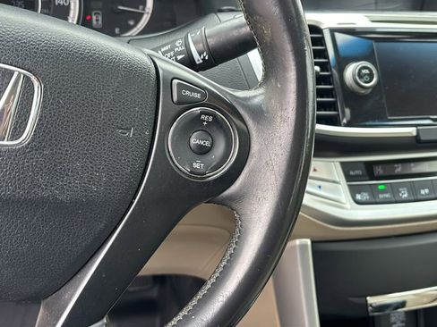 Used 2013 Honda Accord EX-L image 18