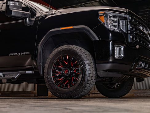 Used 2022 GMC Sierra 2500 AT4 AWD/4WD image 11
