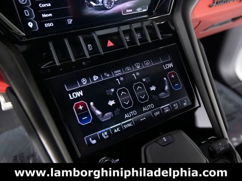 Used 2024 Lamborghini Urus S AWD/4WD image 24