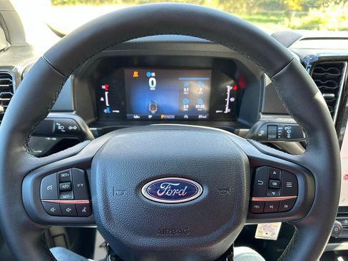 New 2025 Ford Ranger XLT w/ Equipment Group 301A High image 18