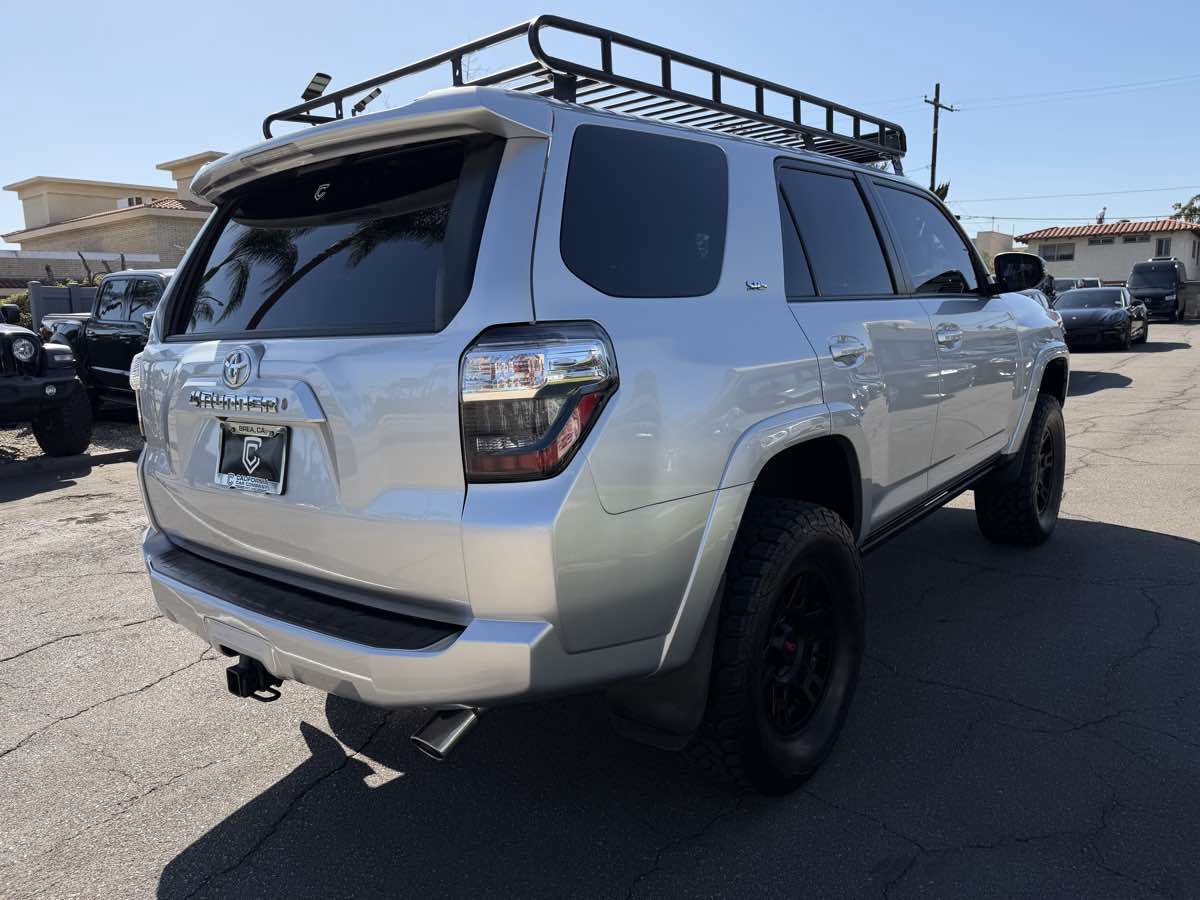 Used 2019 Toyota 4Runner SR5 Premium w/ Convenience Package AWD/4WD image 7