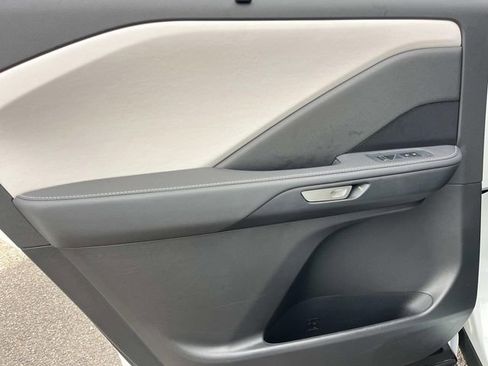 Certified 2025 Lexus TX 350 350 w/ Accessory Package (2T) image 20