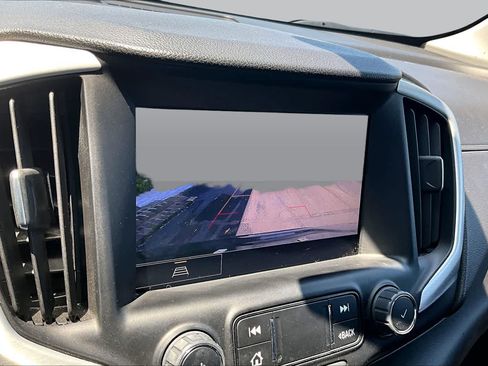 Used 2023 GMC Terrain SLT FWD image 28