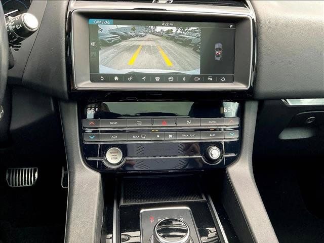 Used 2019 Jaguar F-PACE AWD/4WD image 19