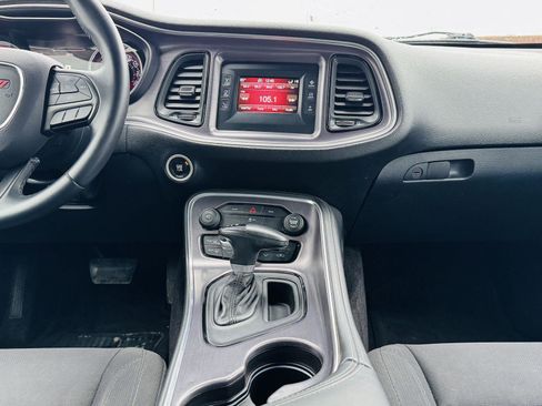 Certified 2016 Dodge Challenger SXT image 14