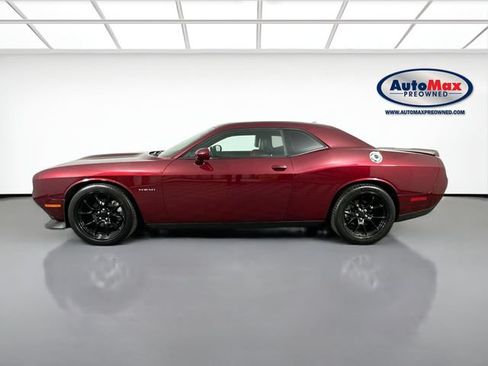 Used 2022 Dodge Challenger R/T w/ Plus Package RWD image 8