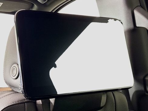 New 2026 GMC Yukon Denali w/ Advanced Technology Package image 26