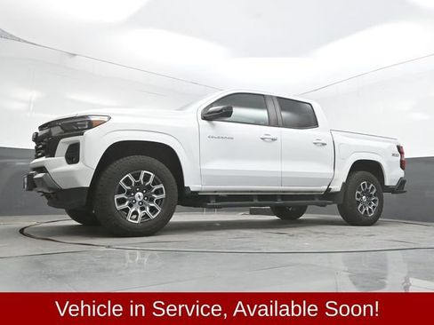 Used 2024 Chevrolet Colorado Z71 w/ Advanced Trailering Package AWD/4WD image 43