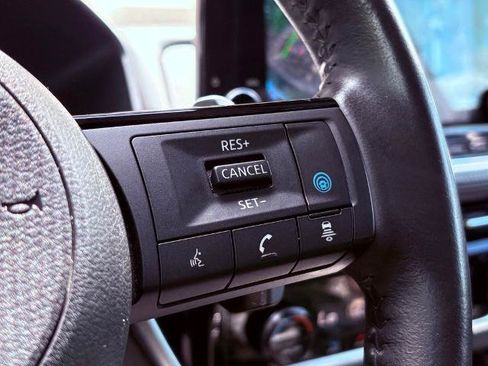 Certified 2021 Nissan Rogue SL w/ Premium Package FWD image 25