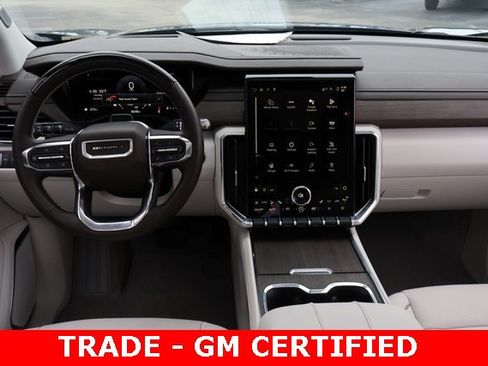 Certified 2025 GMC Acadia Denali w/ Super Cruise Package image 14