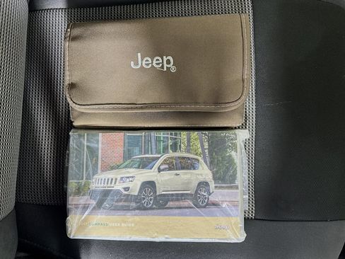 Used 2017 Jeep Compass Sport w/ Power Value Group image 30