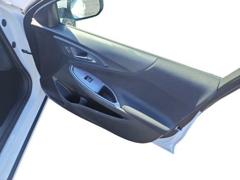 Used 2023 Chevrolet Malibu LT w/ Sport Edition image 12