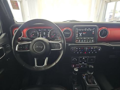 Used 2018 Jeep Wrangler Unlimited Rubicon AWD/4WD image 13