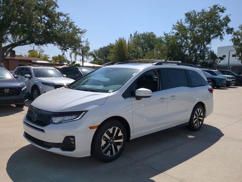 New 2026 Honda Odyssey EX-L image 10