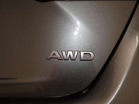 Used 2025 Nissan Altima 2.5 SV AWD/4WD image 32