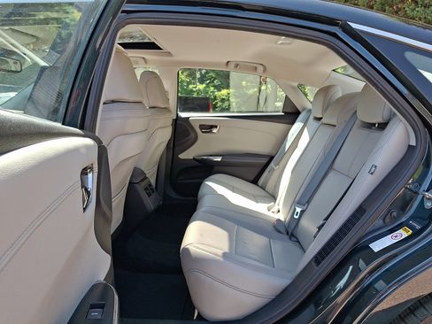 Used 2015 Toyota Avalon XLE Premium FWD image 10