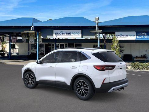 New 2024 Ford Escape PHEV w/ PHEV Premium Package image 4