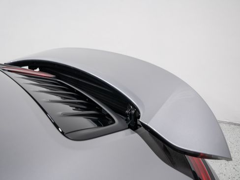 Used 2025 Porsche 911 Carrera RWD image 36