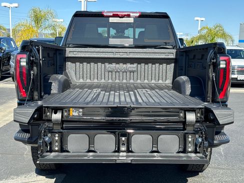 New 2026 GMC Sierra 2500 AT4 w/ AT4 Premium Plus Package image 8