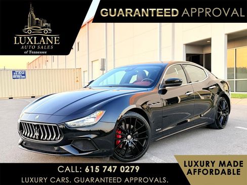 Used 2018 Maserati Ghibli GranSport image 1