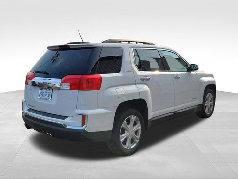 Used 2017 GMC Terrain SLE w/ Chrome Edition FWD image 4