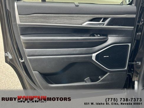 Used 2022 Jeep Wagoneer Series III w/ Convenience Group I AWD/4WD image 19