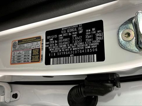 New 2026 Kia Sorento LX FWD image 14