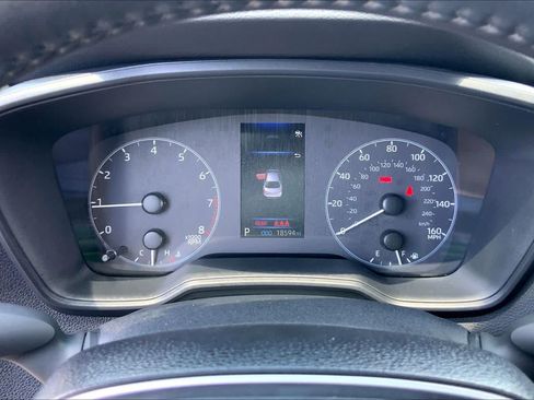 Used 2025 Toyota Corolla SE FWD image 25