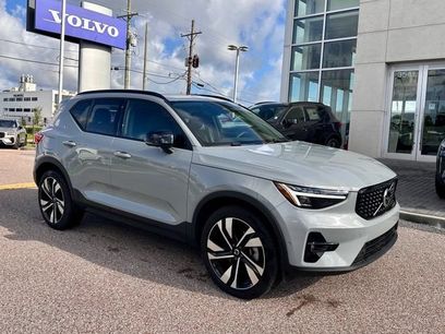 Certified 2025 Volvo XC40 B5 Plus