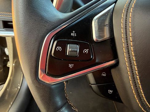 Used 2020 Chevrolet Corvette Stingray Premium Cpe w/ 3LT Preferred Equipment Group RWD image 31