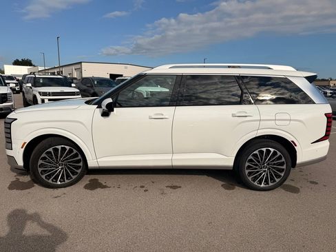 New 2026 Hyundai Palisade Calligraphy FWD image 5
