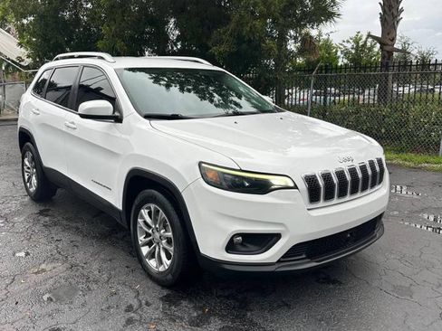 Used 2021 Jeep Cherokee Latitude Plus FWD image 1