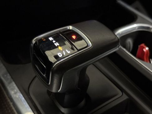 Used 2022 Chevrolet Silverado 1500 LT Trail Boss w/ Protection Package image 17