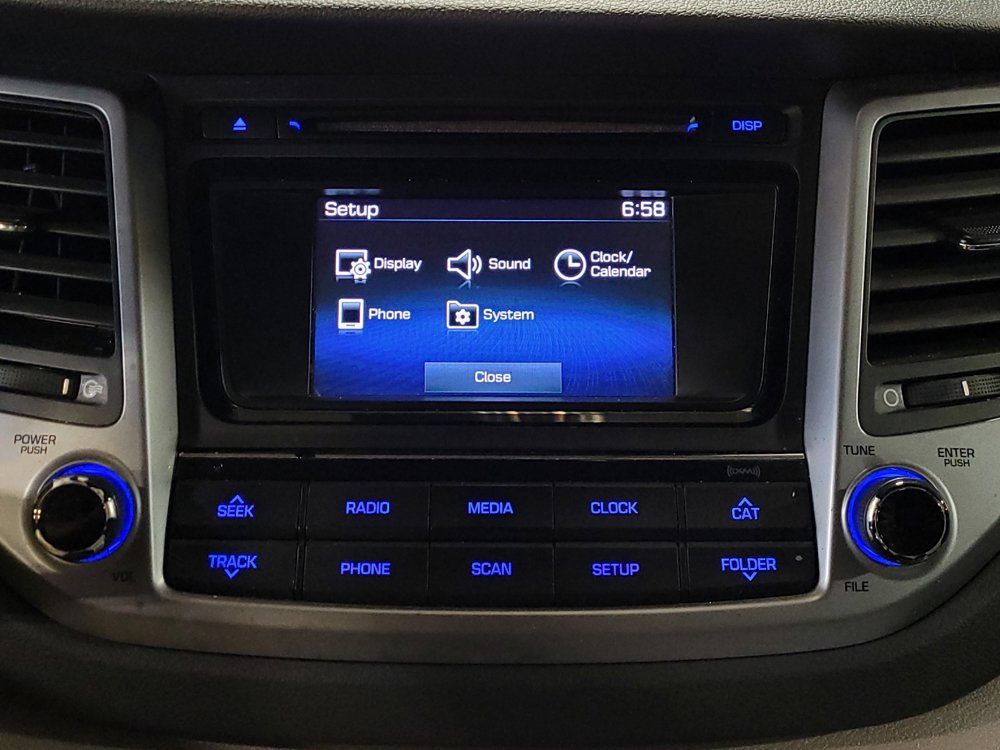 Used 2017 Hyundai Tucson SE FWD image 25
