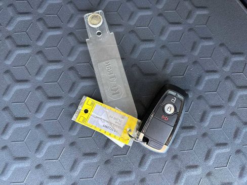 Used 2023 Ford Bronco Sport Big Bend image 28