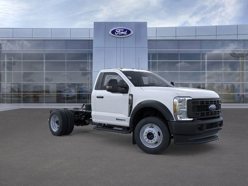 New 2026 Ford F550 4x4 Regular Cab Super Duty image 7