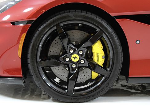 Certified 2023 Ferrari Portofino M RWD image 19