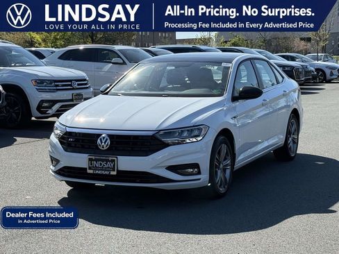 Used 2019 Volkswagen Jetta R-Line FWD image 4