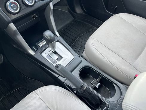 Used 2014 Subaru Forester 2.5i Limited w/ Popular Package #2 image 29