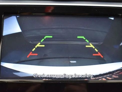 Used 2025 Nissan Versa SV image 29