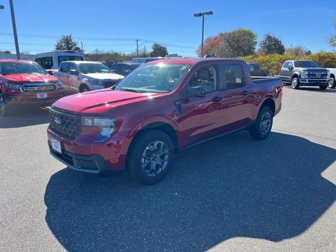 New 2025 Ford Maverick XLT w/ XLT Luxury Package image 3