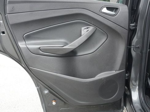 Used 2019 Ford Escape SE AWD/4WD image 18