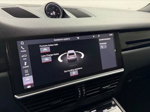 Used 2019 Porsche Cayenne AWD/4WD image 27