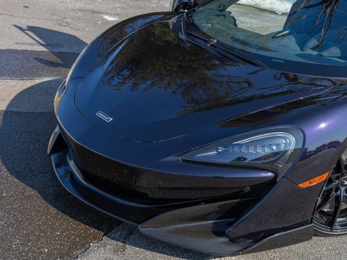 Used 2019 McLaren 600LT image 11