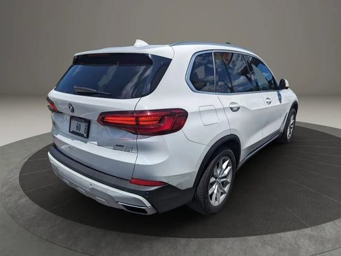 Used 2019 BMW X5 xDrive40i w/ Convenience Package image 4