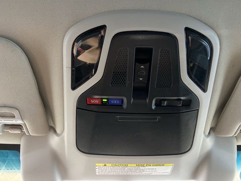 Used 2020 Subaru Outback Premium image 21