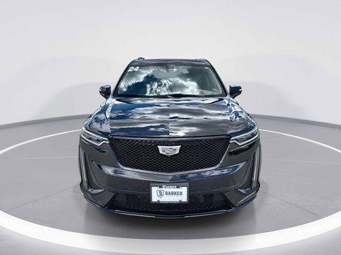 Used 2024 Cadillac XT6 Sport w/ LPO, ONYX Package AWD/4WD image 4